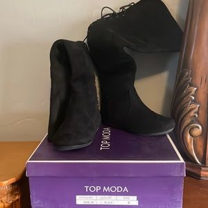 TOP Moda black lace up suede boots